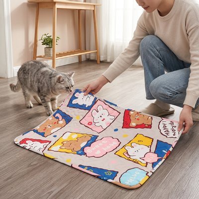chat approchant tapis rafraichissant chat
