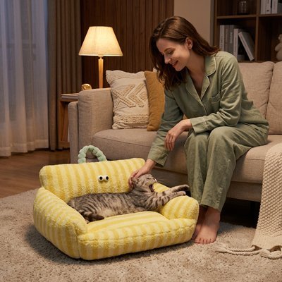chat dans canape chat confort optimal jaune
