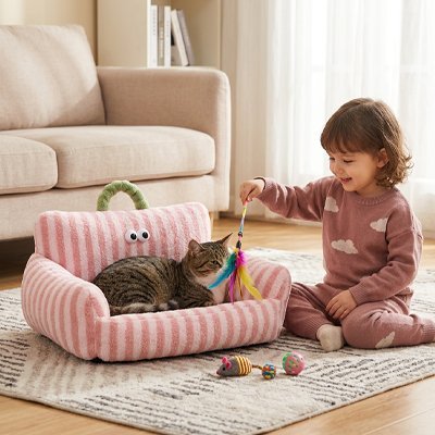chat dans canape chat confort optimal rose