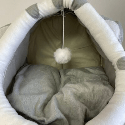 interieur confortable amusant niche pour chat